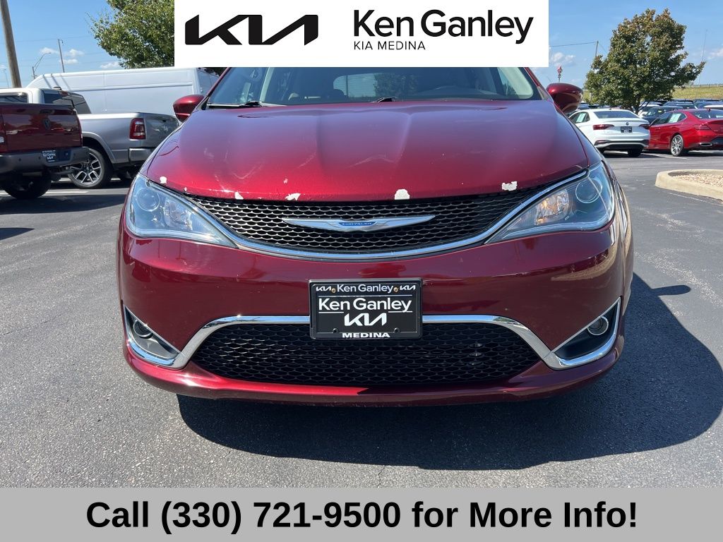 2018 Chrysler Pacifica Touring Plus photo 18
