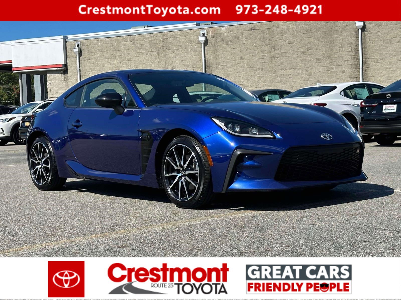 2024 Toyota GR86 Base photo 2