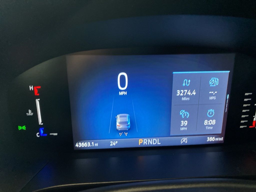 2023 Ford Escape ST-Line photo 4