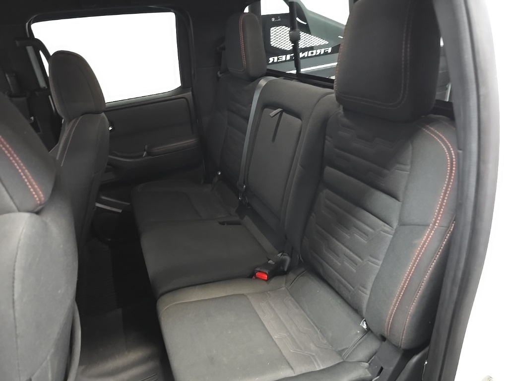 2022 Nissan Frontier PRO-4X photo 29