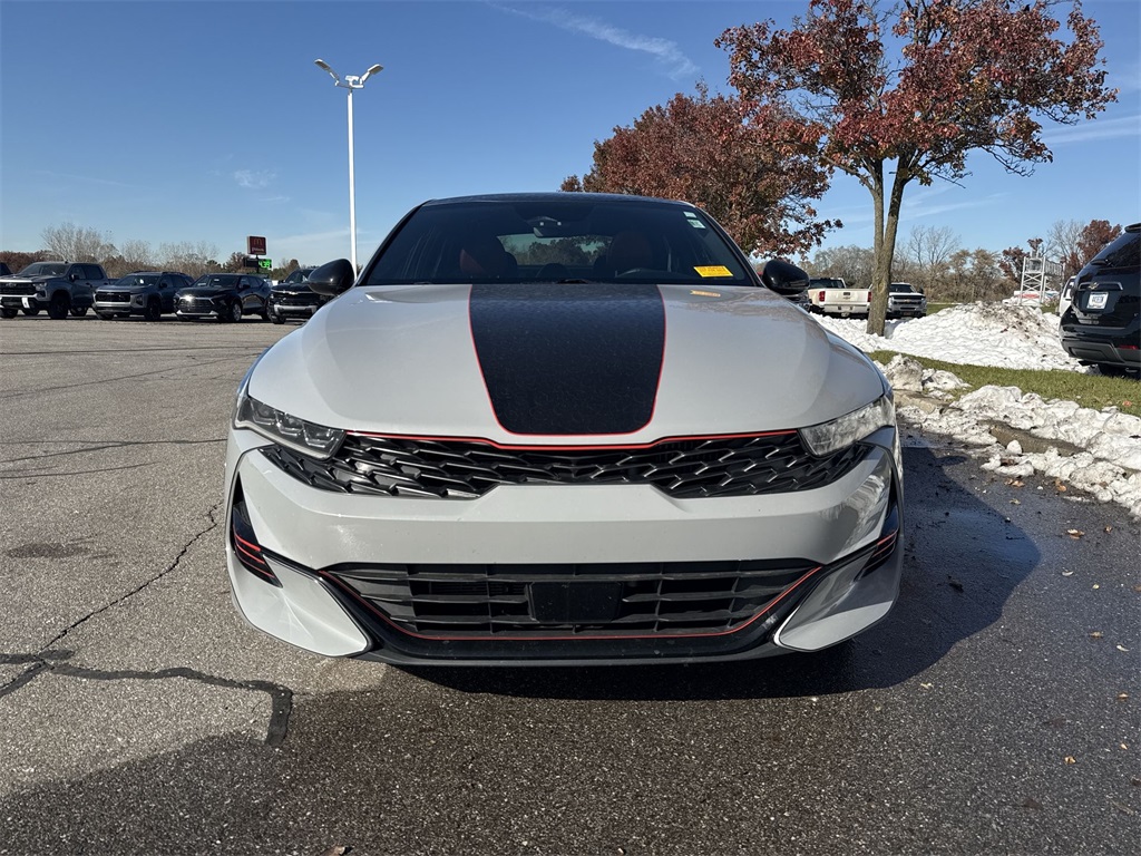 2024 Kia K5 GT-Line photo 3
