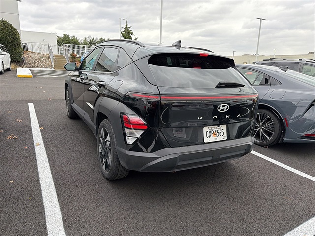 2024 Hyundai Kona SEL photo 2
