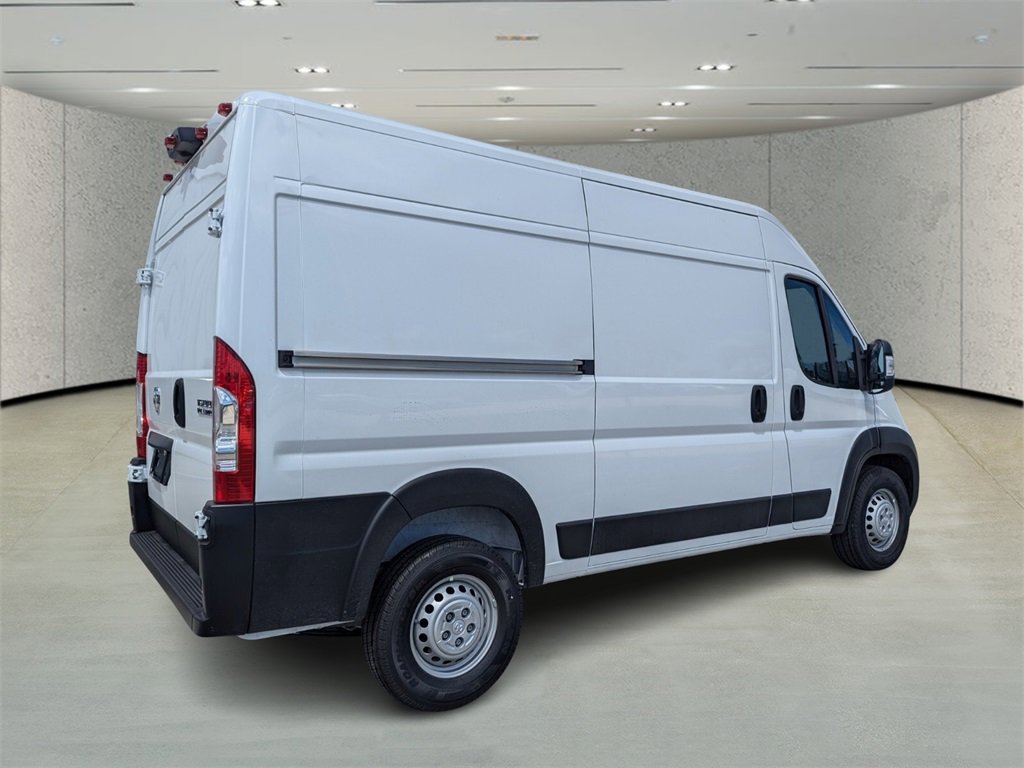 2025 Ram ProMaster 1500 photo 3