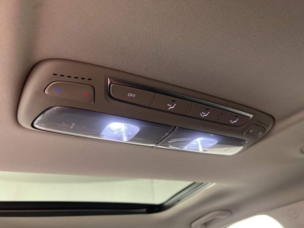 2020 Kia Telluride S photo 23