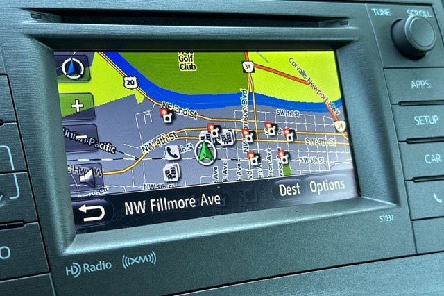 2015 Toyota Prius Three photo 18
