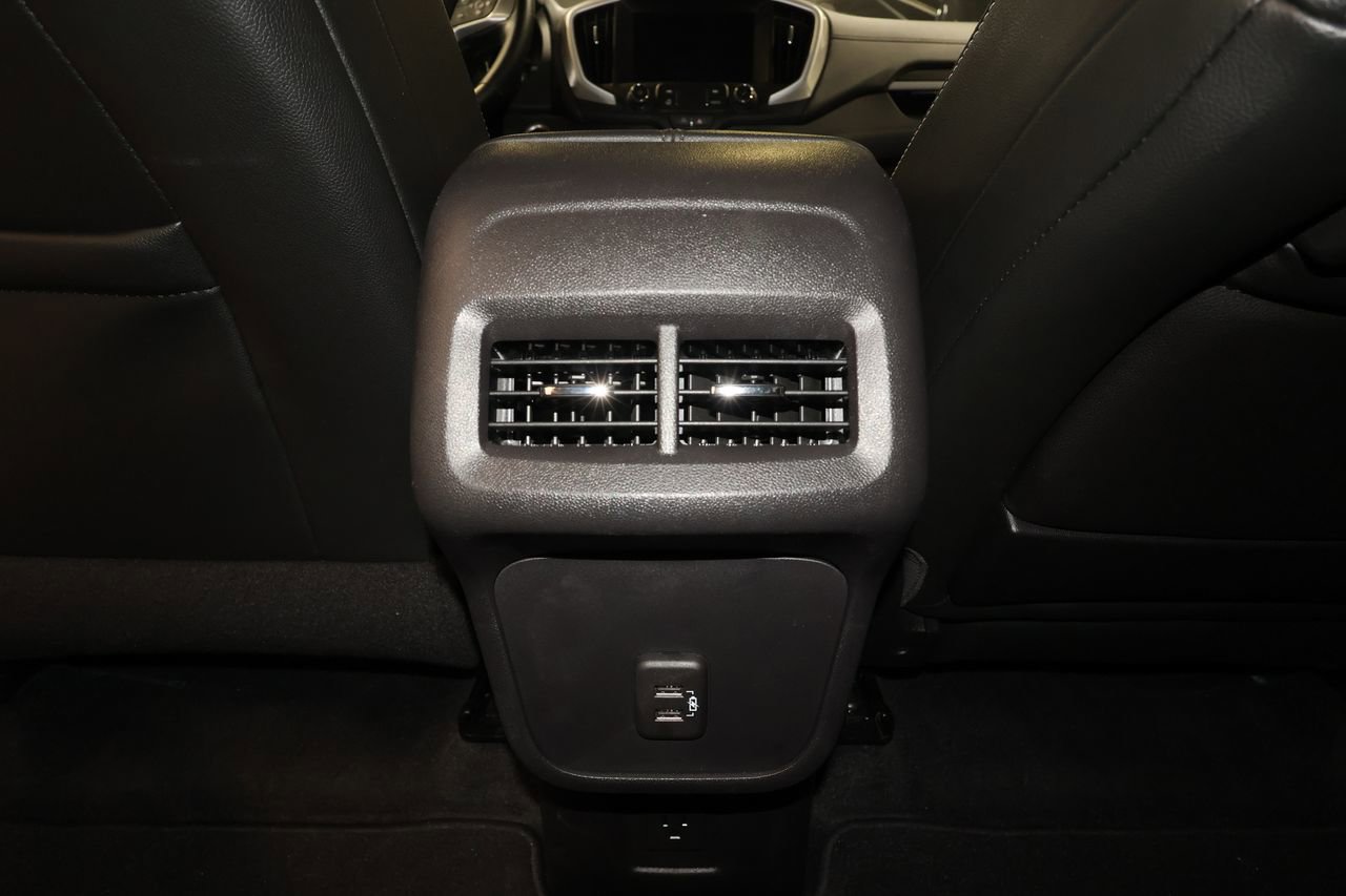 2024 Gmc Terrain SLT photo 28