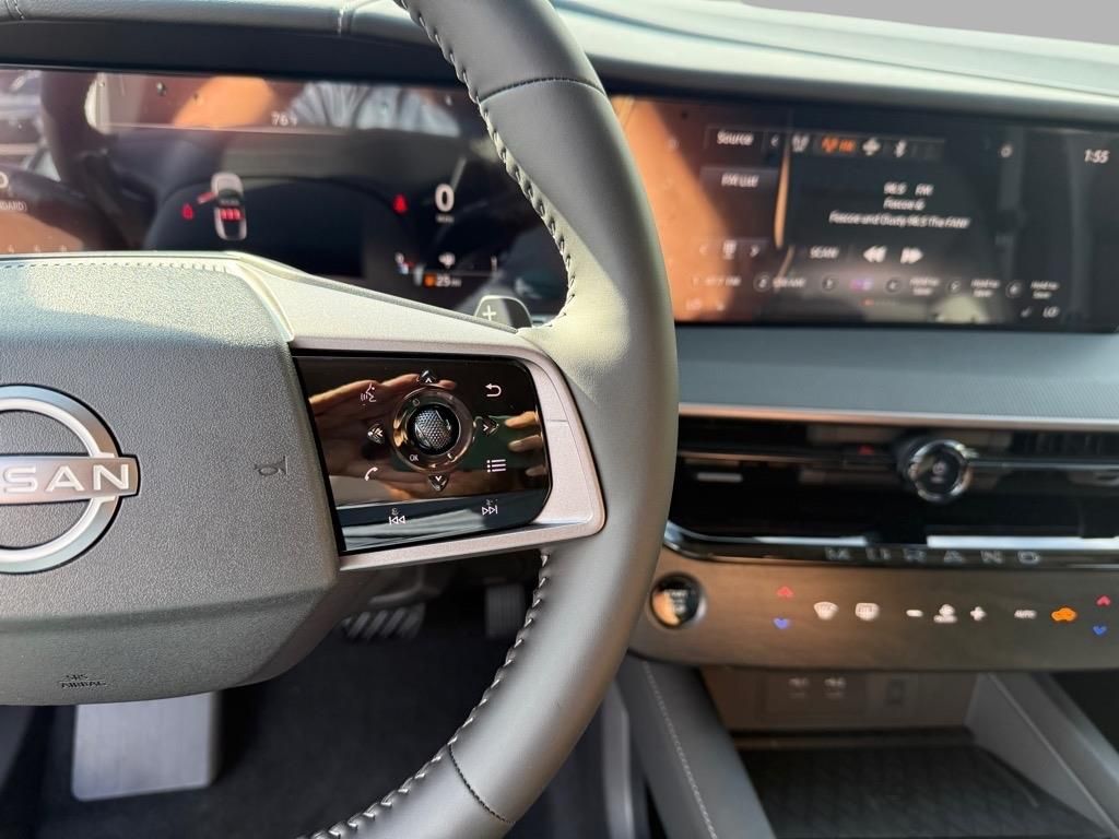 2025 Nissan Murano SV photo 6
