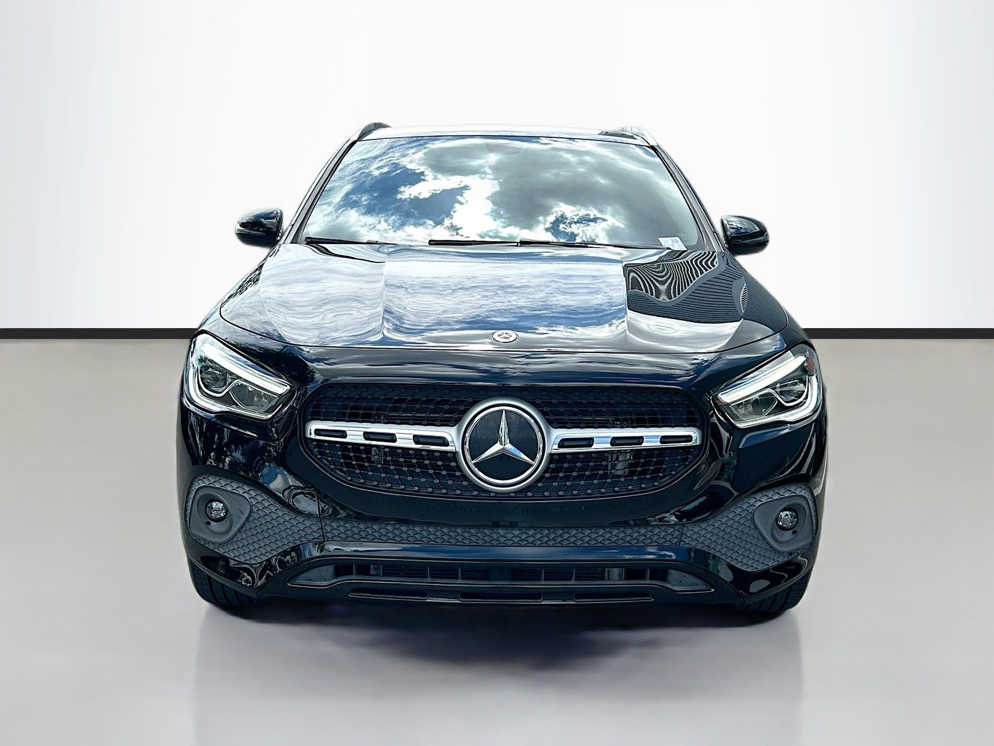 2021 Mercedes Benz GLA 250 photo 2