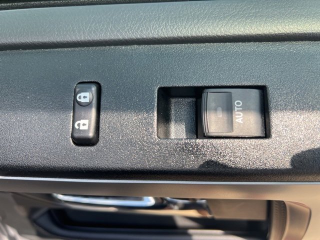 2022 Toyota 4Runner SR5 Premium photo 31