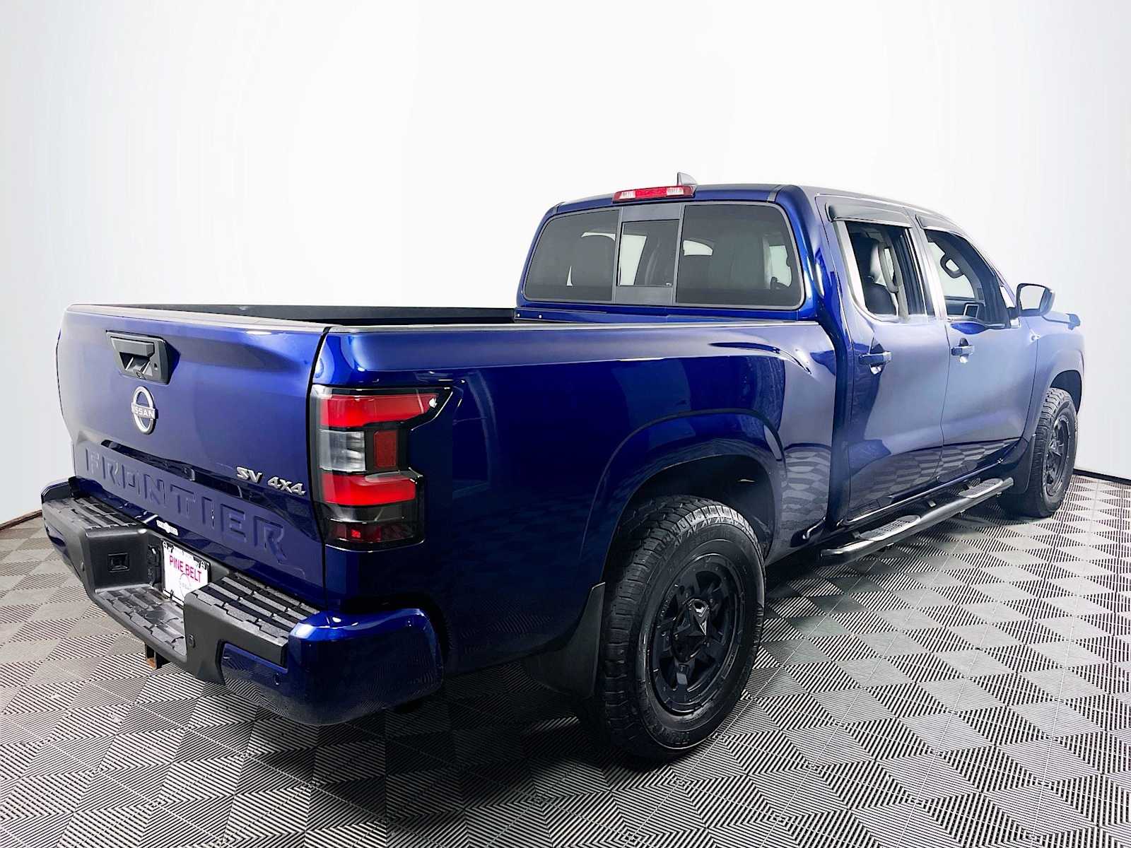 2022 Nissan Frontier SV photo 4