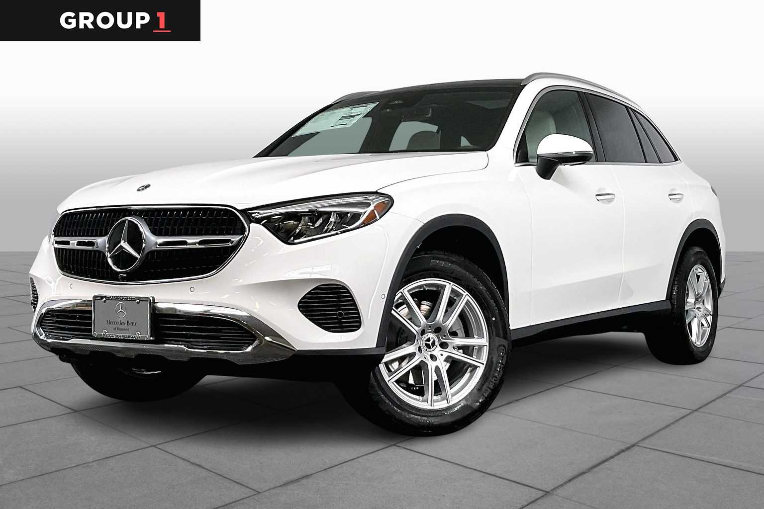 2025 Mercedes-Benz GLC Base's photo