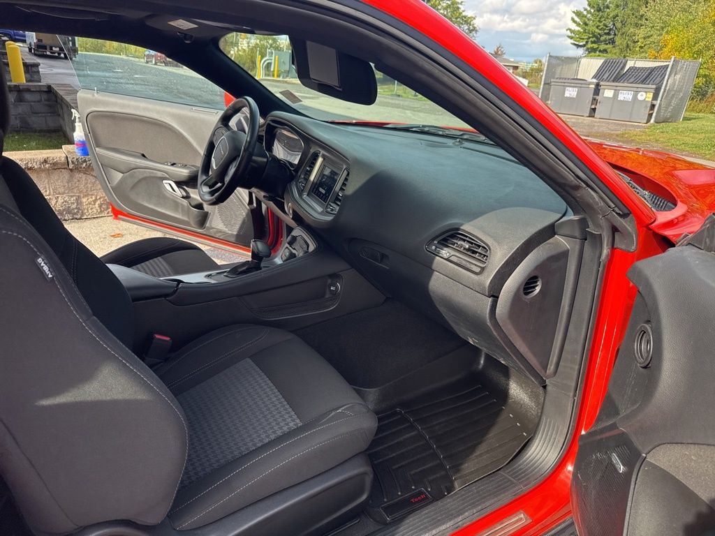 2023 Dodge Challenger SXT photo 13