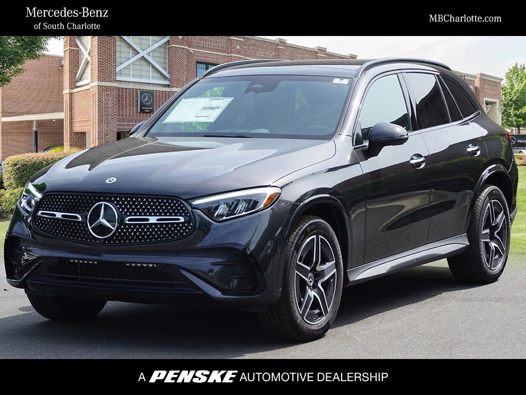 2025 Mercedes-Benz GLC Base's photo