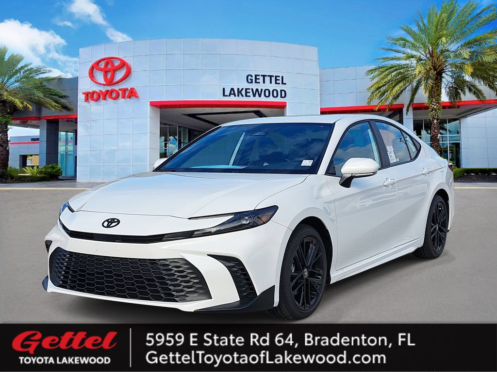 2026 Toyota Camry SE's photo