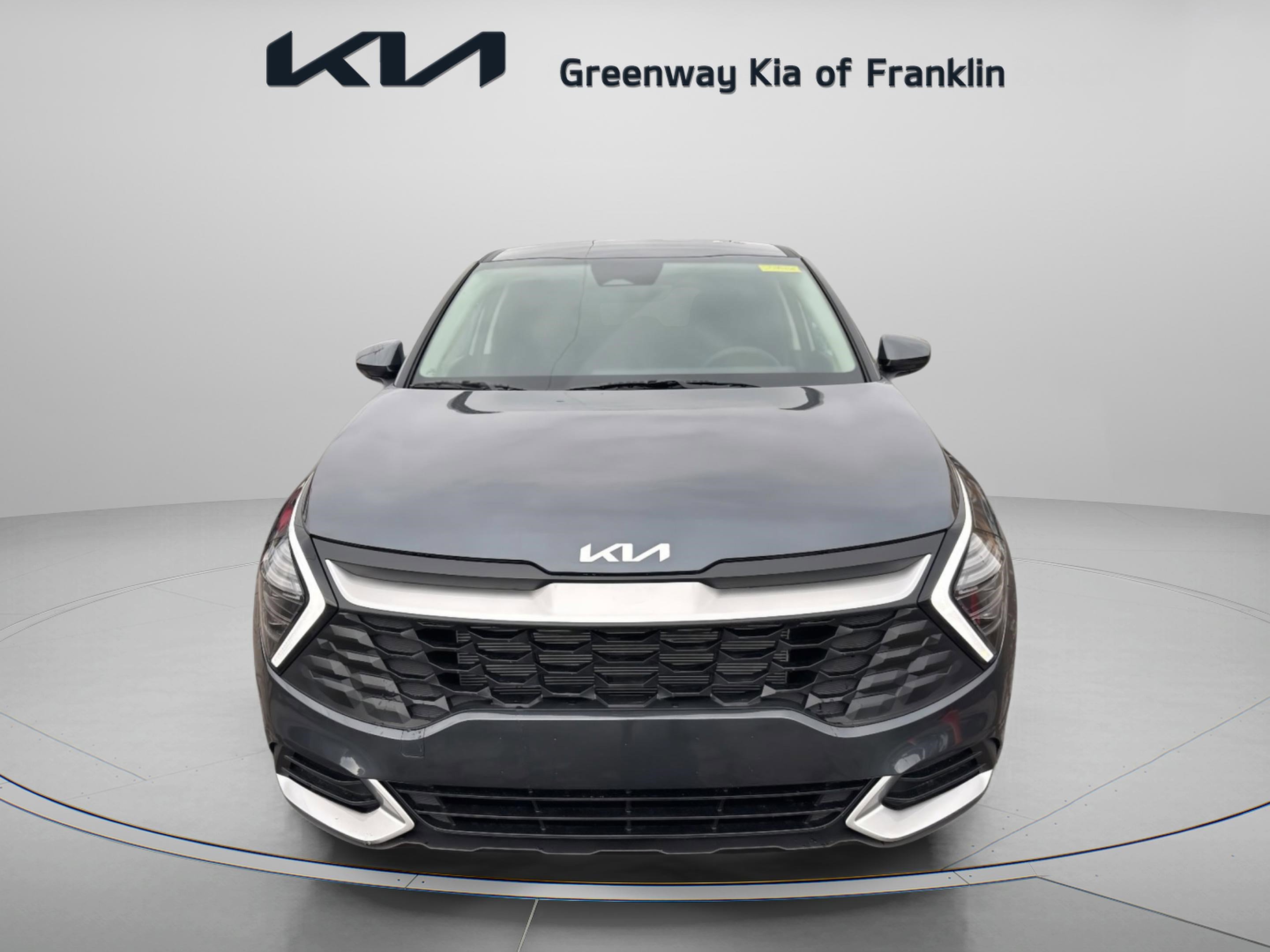 2025 Kia Sportage LX photo 2