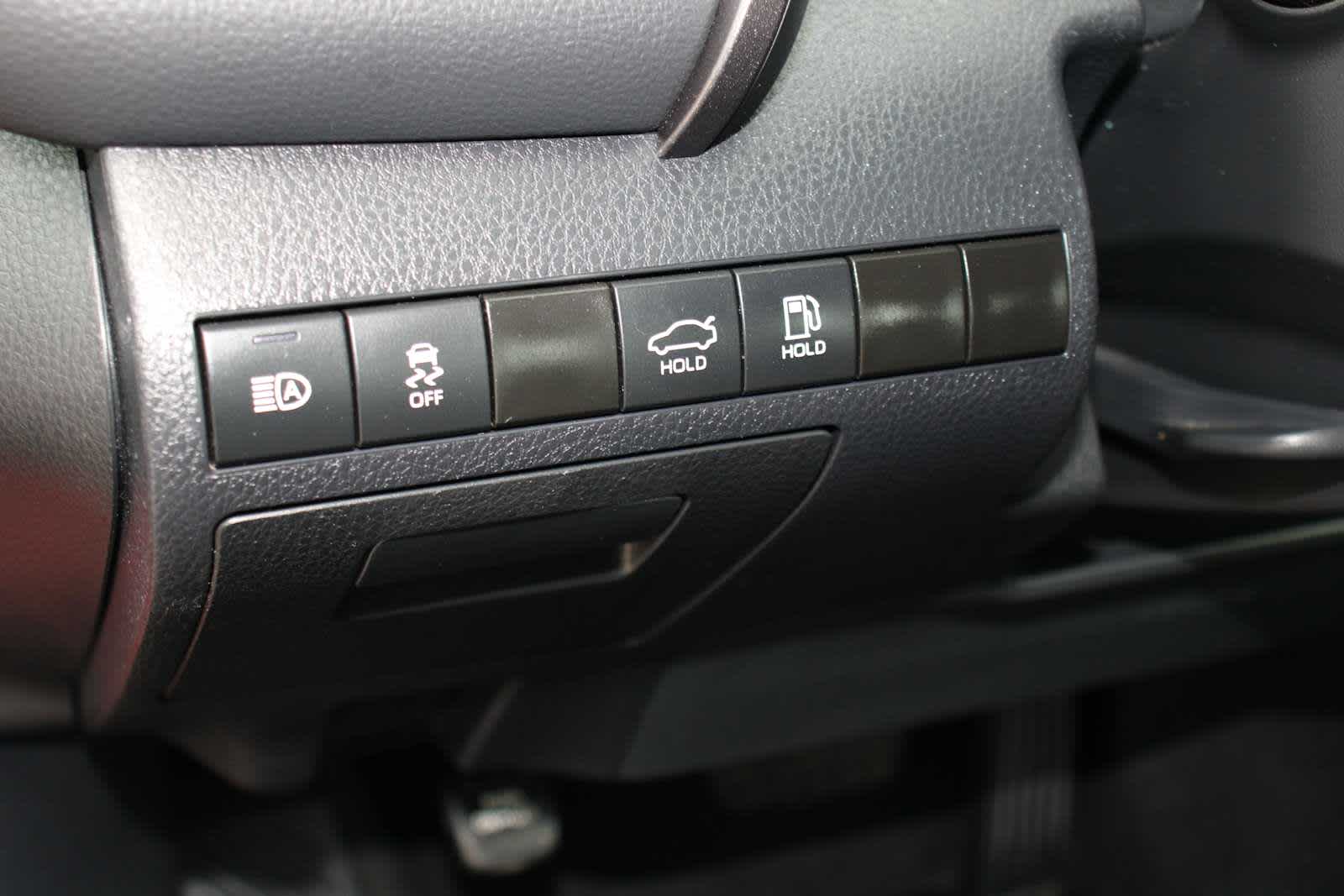 2024 Toyota Camry SE photo 15