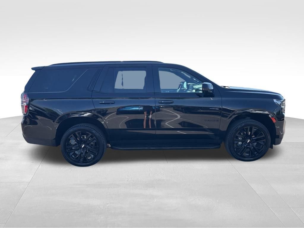 2021 Chevrolet Tahoe RST photo 3