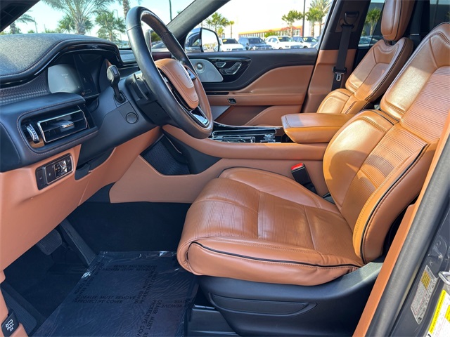 2021 Lincoln Aviator Black Label photo 4