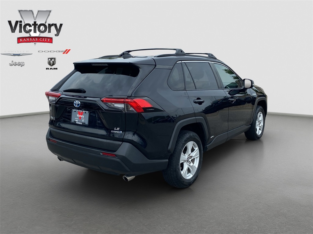 2020 Toyota RAV4 Hybrid LE photo 5