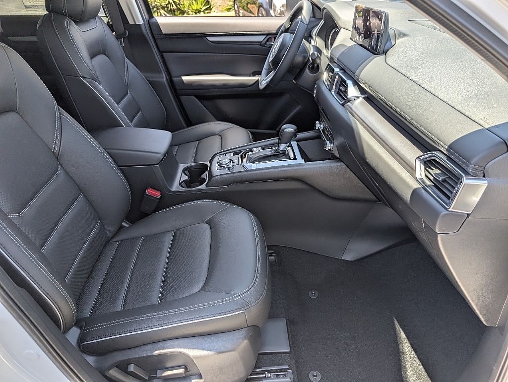 2025 Mazda CX-5 2.5 S Preferred photo 12