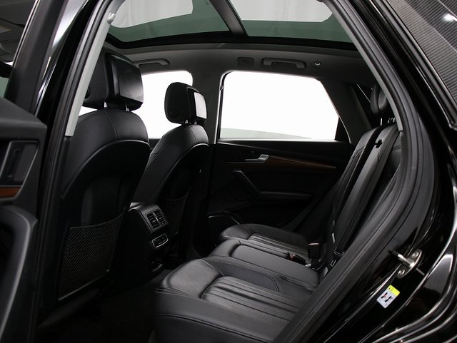 2021 Audi Q5 45 Premium Plus photo 12
