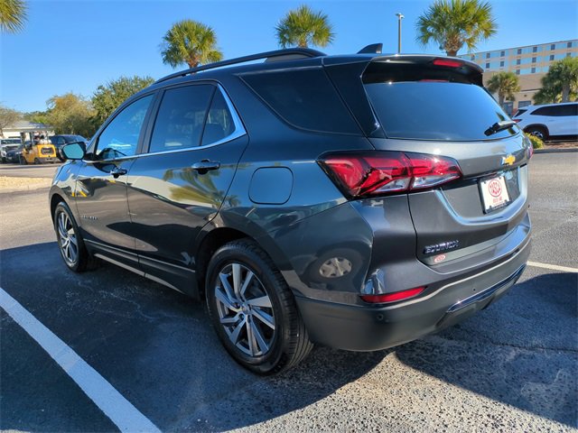 2023 Chevrolet Equinox LT photo 3