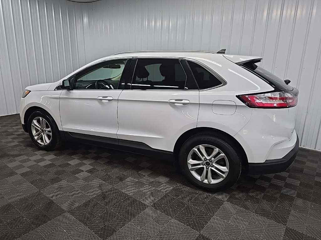 2020 Ford Edge SEL photo 3