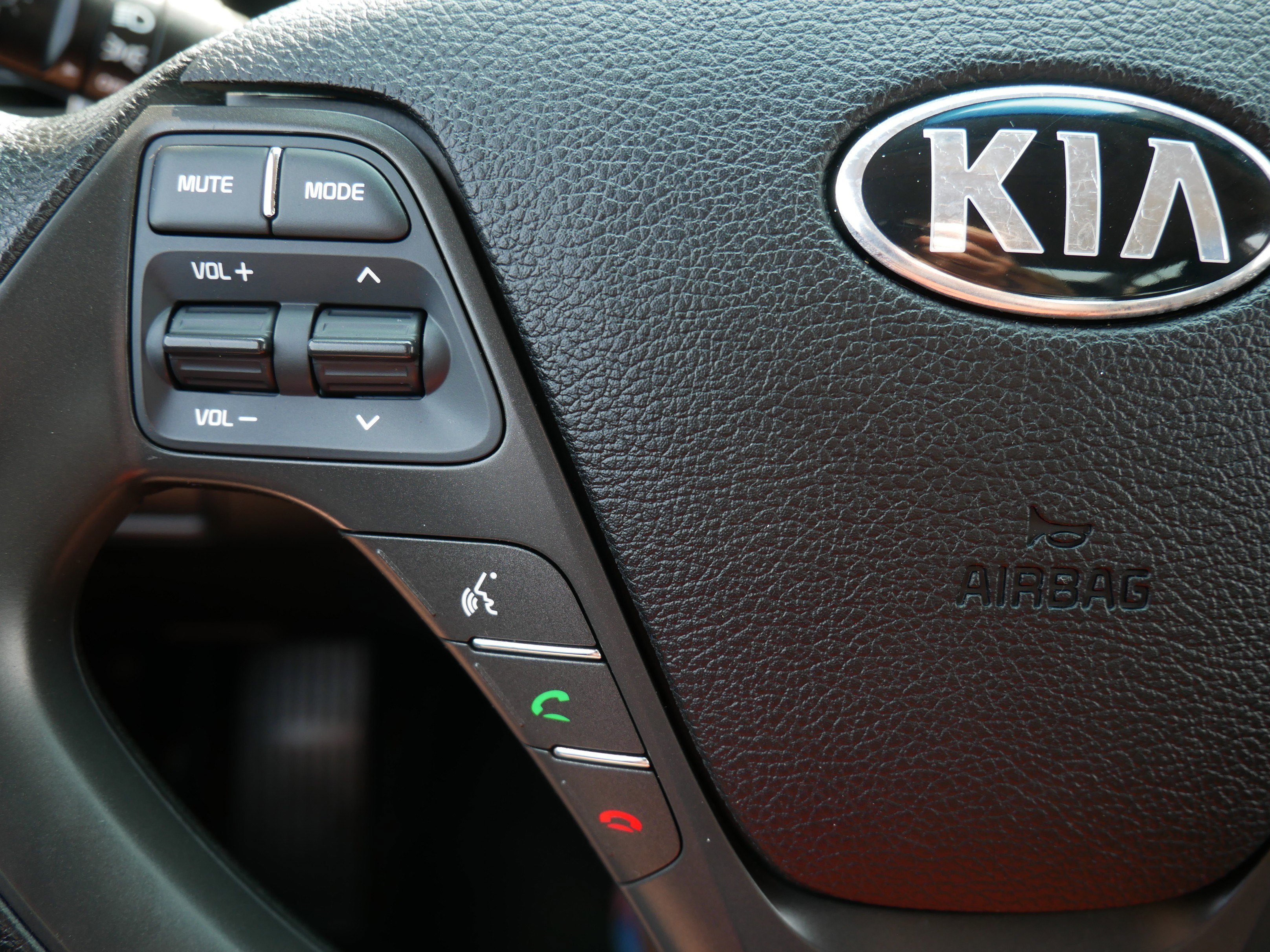 2018 Kia Forte LX Base photo 23