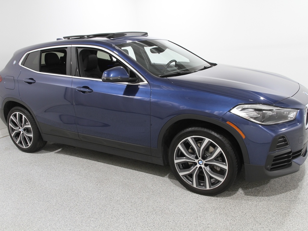 2021 BMW X2 28i's photo