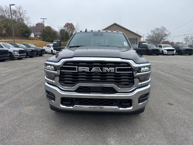 2026 Ram 3500 Tradesman photo 2