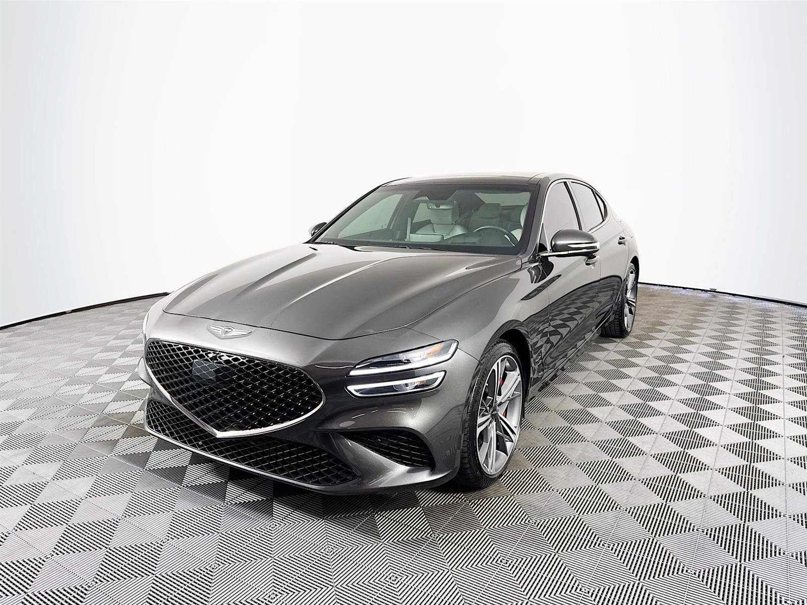 2025 Genesis G70 3.3T Sport Prestige photo 3