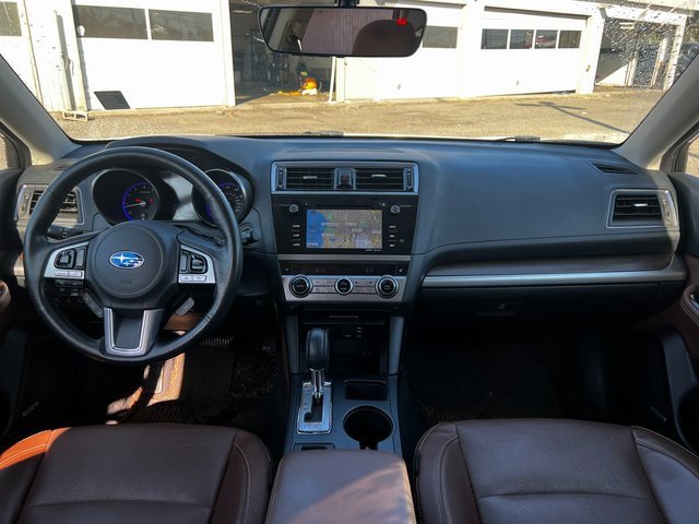 2017 Subaru Outback Touring photo 8