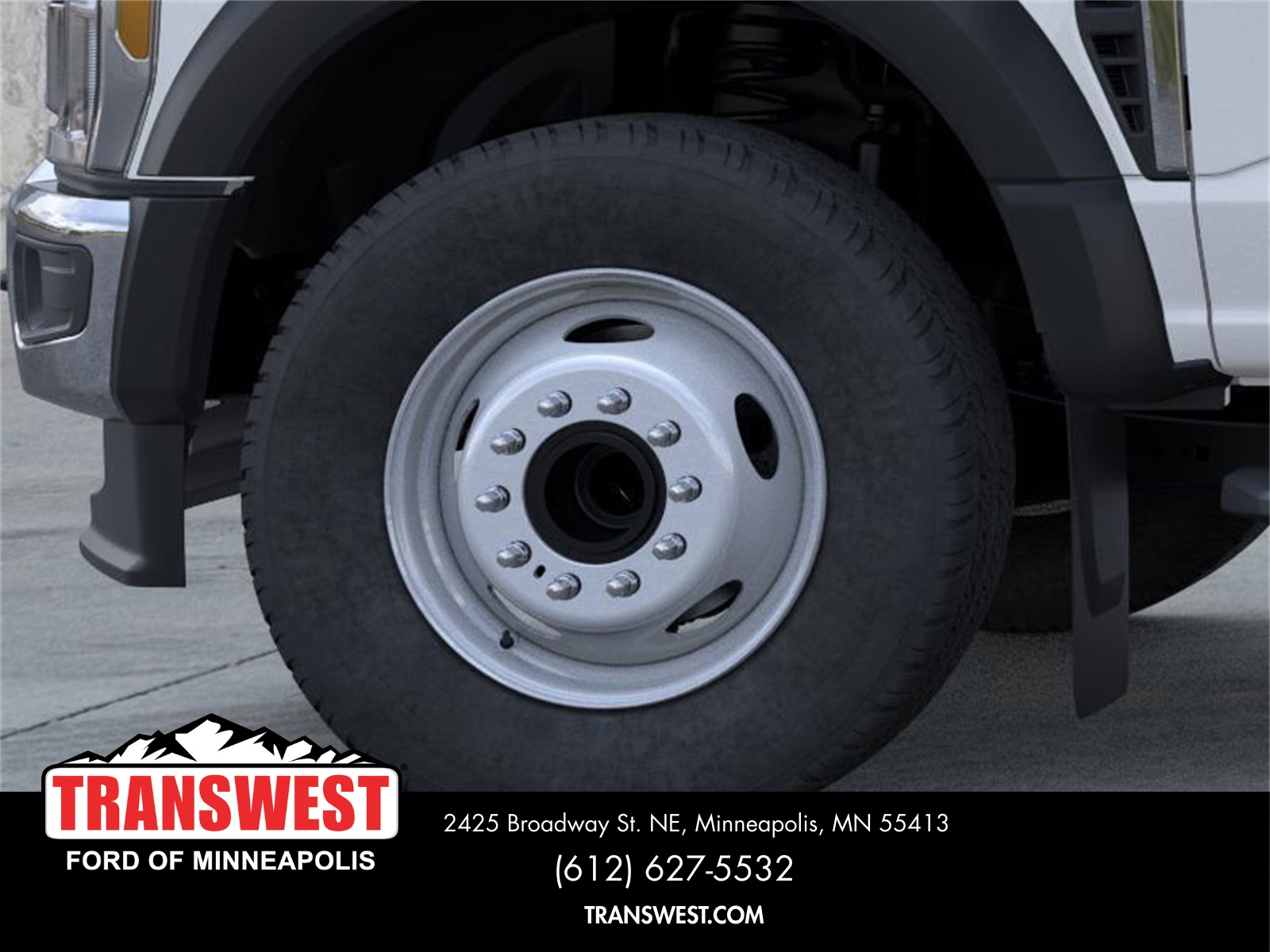 2025 Ford F-600 photo 19