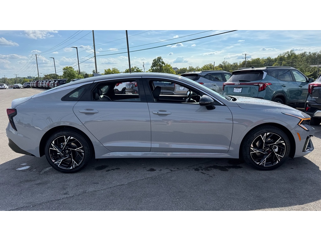 2026 Kia K5 GT-Line photo 3