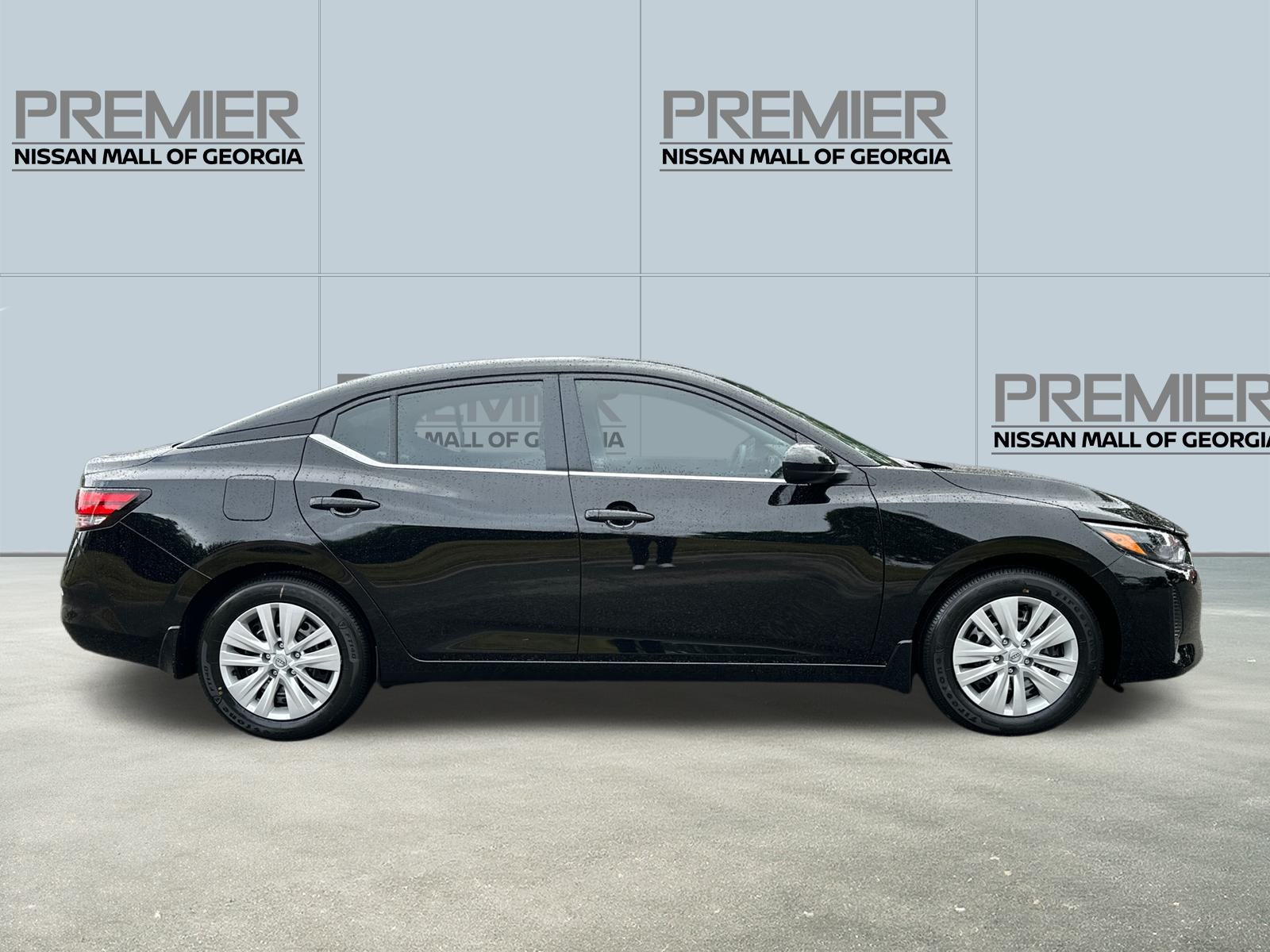 2025 Nissan Sentra S photo 4