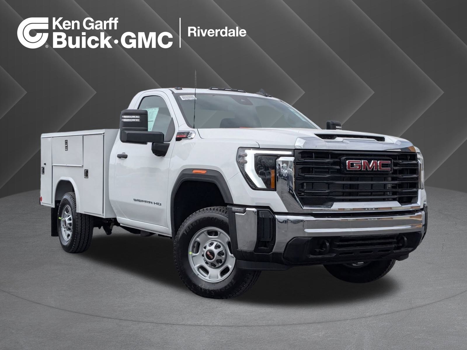 2025 GMC Sierra 2500HD Pro's photo