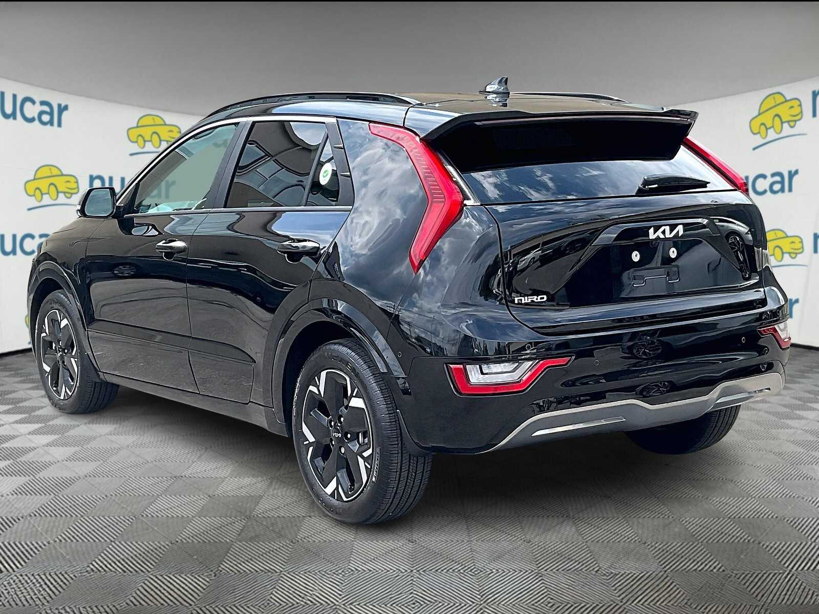 2025 Kia Niro EV Wave photo 3