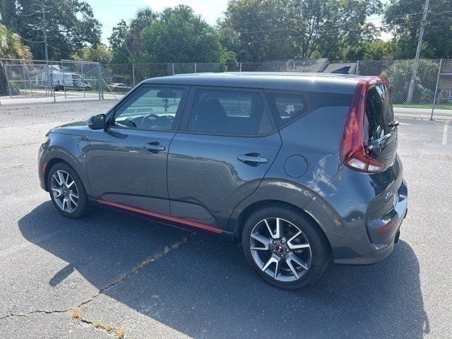 2020 Kia Soul GT-Line photo 2