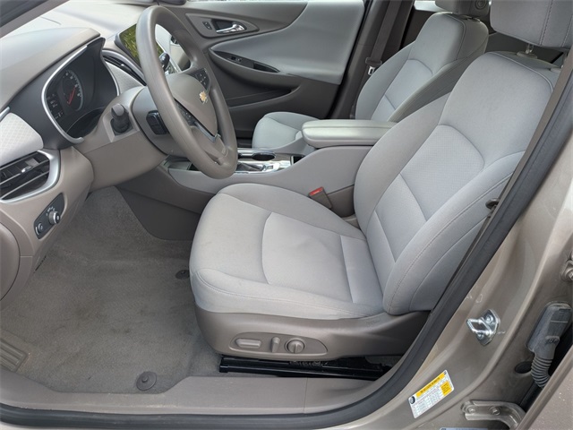 2023 Chevrolet Malibu 1LT photo 10