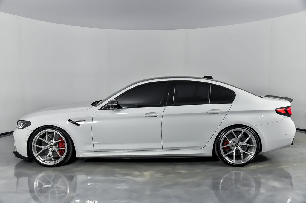 Image of Pre-Owned 2022 BMW M5 Base