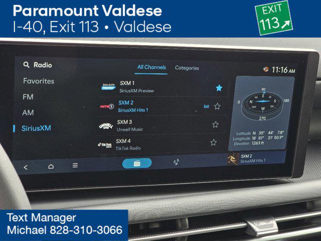 2026 Hyundai Santa Cruz SE photo 2