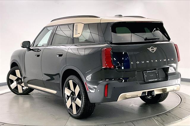 2025 MINI Countryman S photo 1