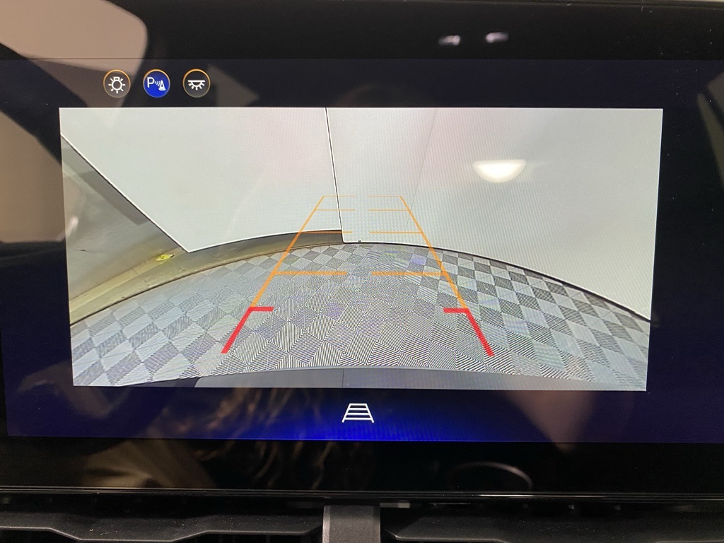 2025 Chevrolet Equinox LT photo 4