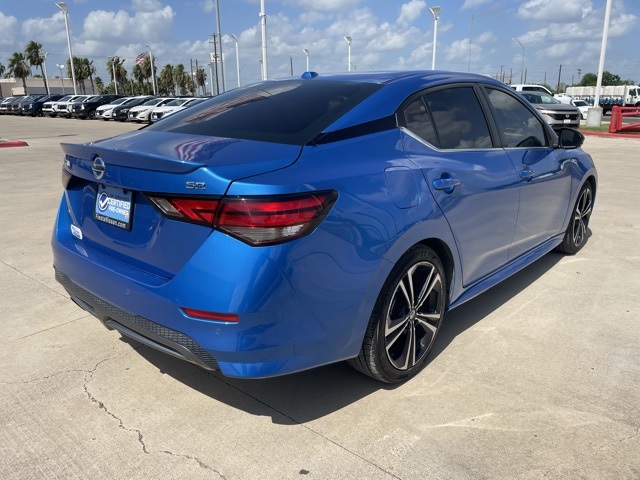 2023 Nissan Sentra SR photo 3