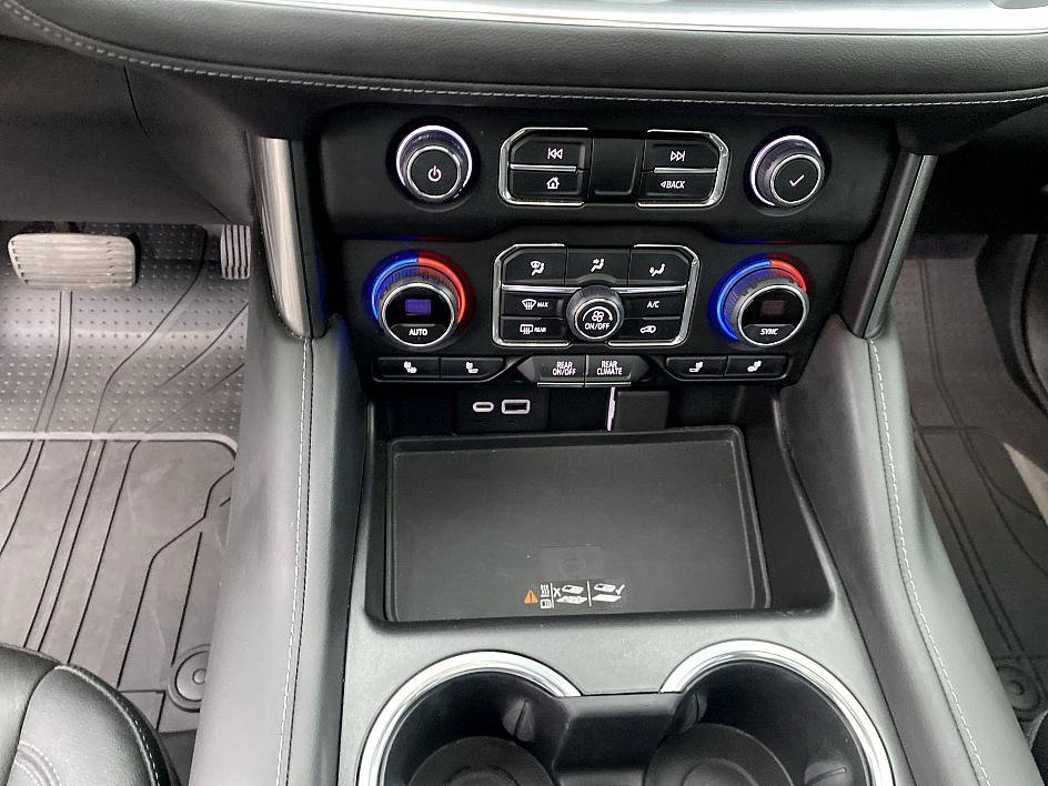 2022 Chevrolet Tahoe LT photo 14