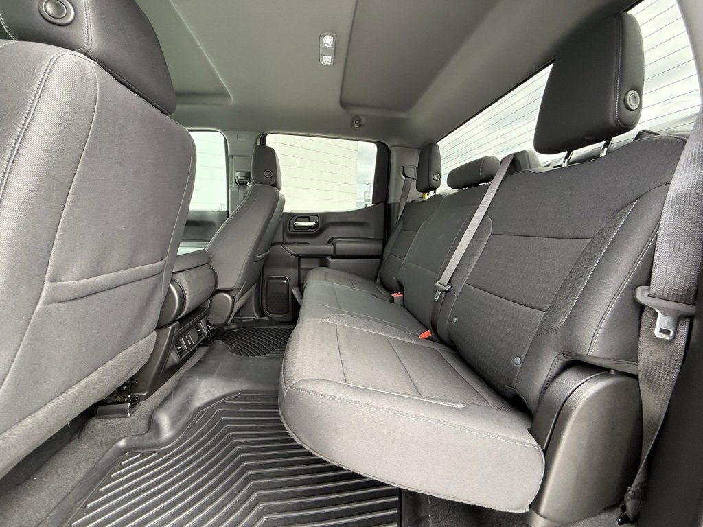 2024 Chevrolet Silverado 1500 Custom photo 16