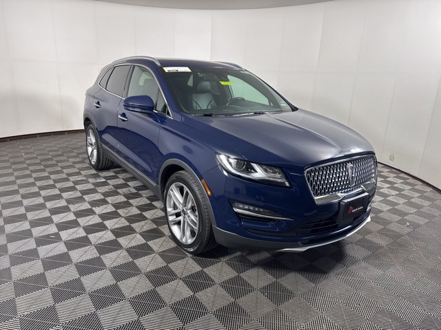 Used 2019 Lincoln MKC Reserve with VIN 5LMCJ3D94KUL02447 for sale in Shakopee, Minnesota