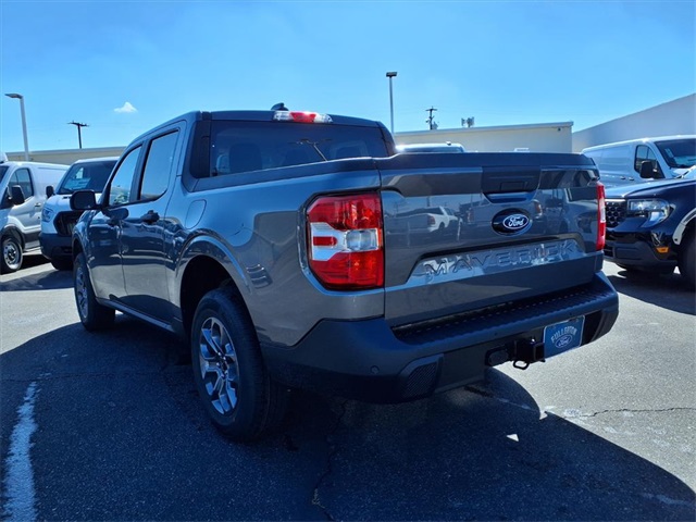 2025 Ford Maverick XLT photo 4