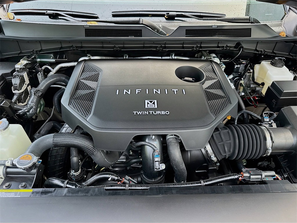 2026 Infiniti QX80 Luxe photo 30