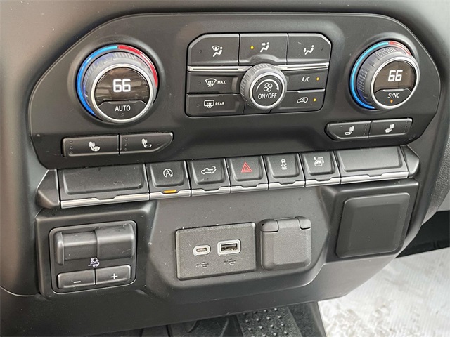 2019 Chevrolet Silverado LT photo 18